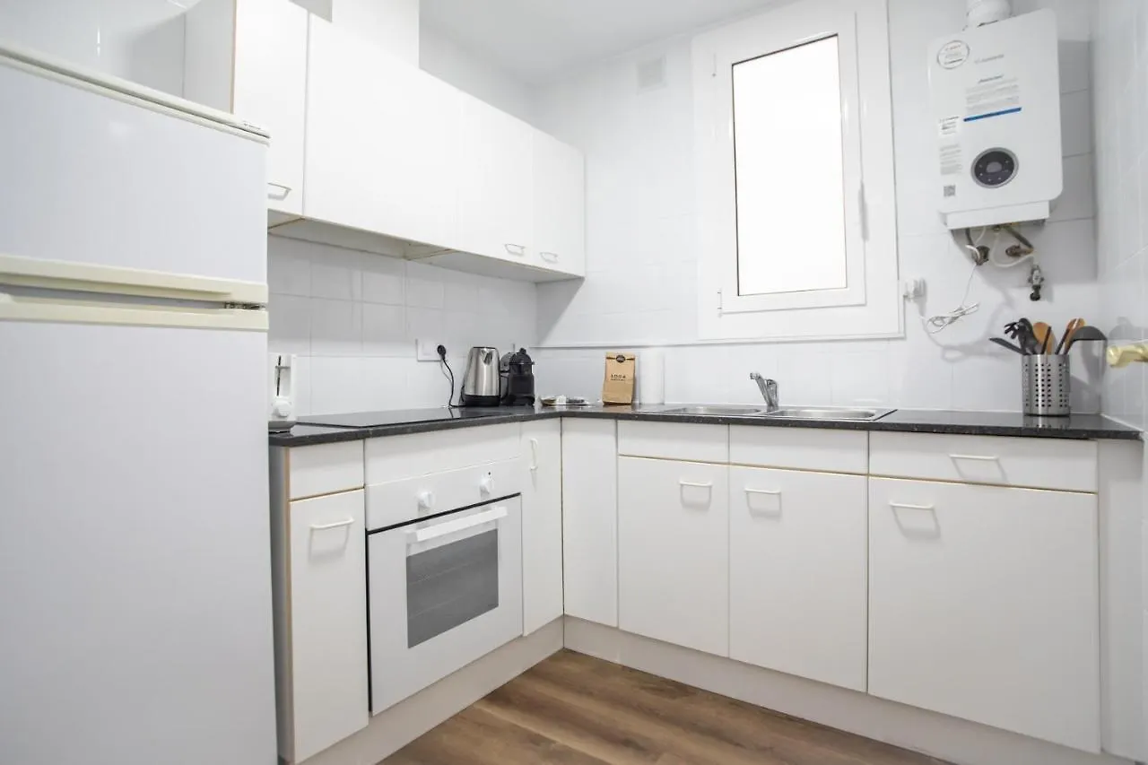 43Apar1010- Super Centric Apartment In Barcelona -